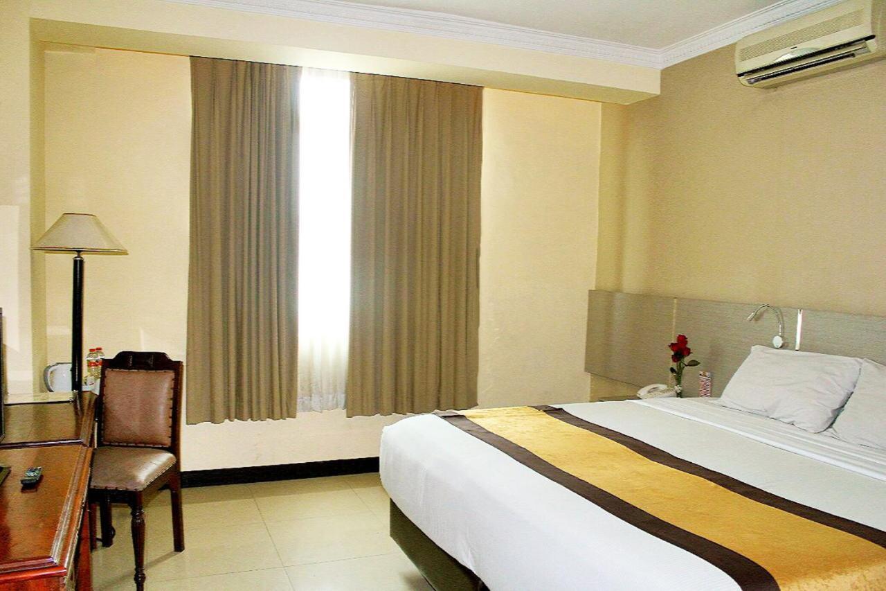 Pandanaran Hotel Semarang Esterno foto